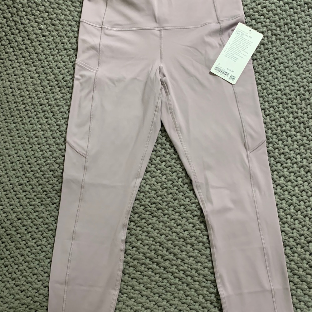LULULEMON, fast and Free leggings.